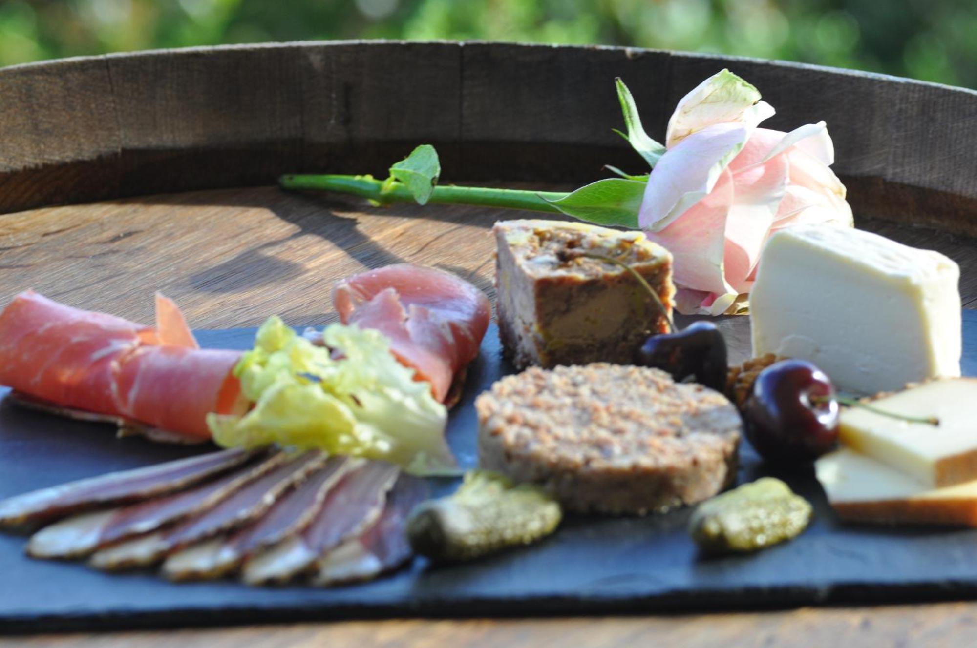 Le Lion D'Or En Perigord Bed and Breakfast Mauzac-et-Grand-Castang Buitenkant foto
